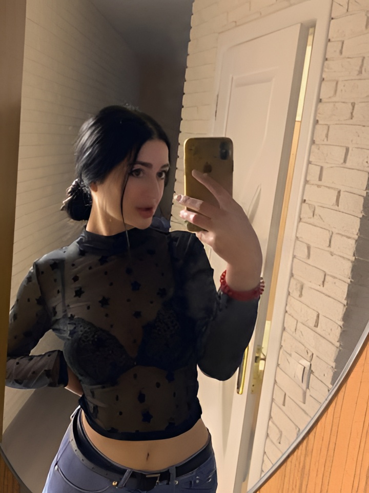 Алла привлекальеная девушка из Оха цена от 3000 руб