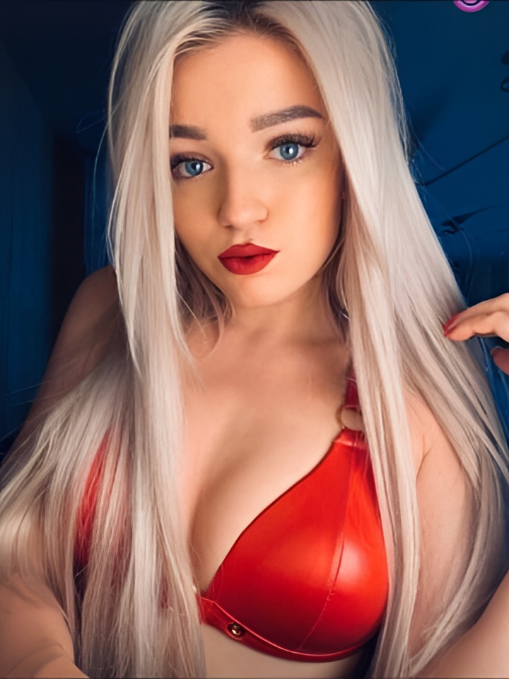 Эльза привлекальеная девушка из Оха цена от 10000 руб