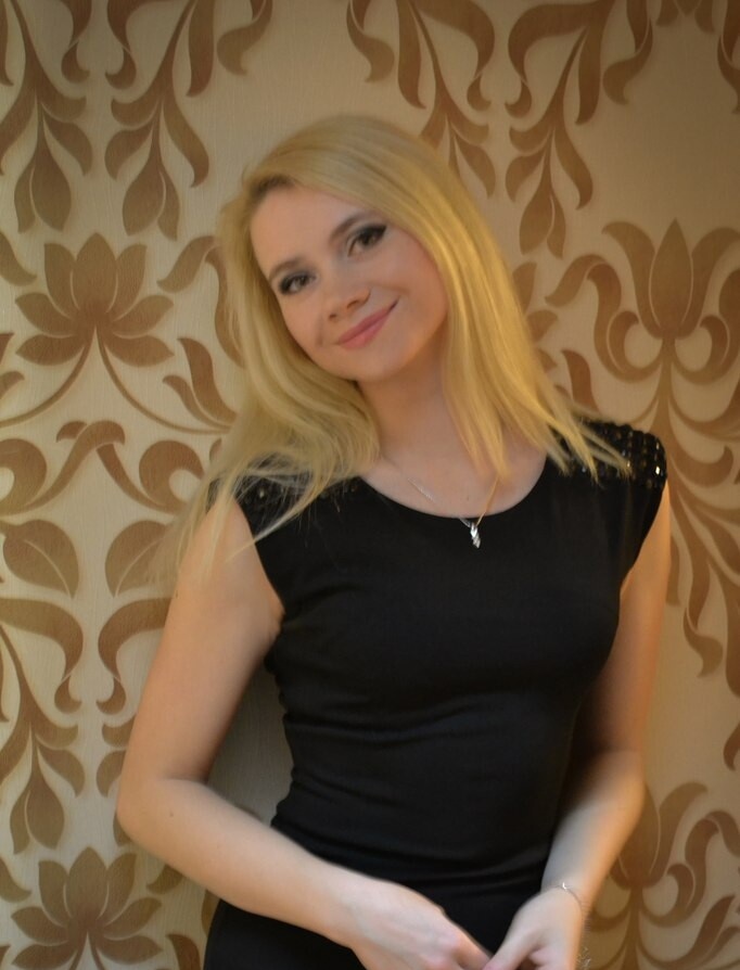 Карина привлекальеная девушка из Оха цена от 3000 руб