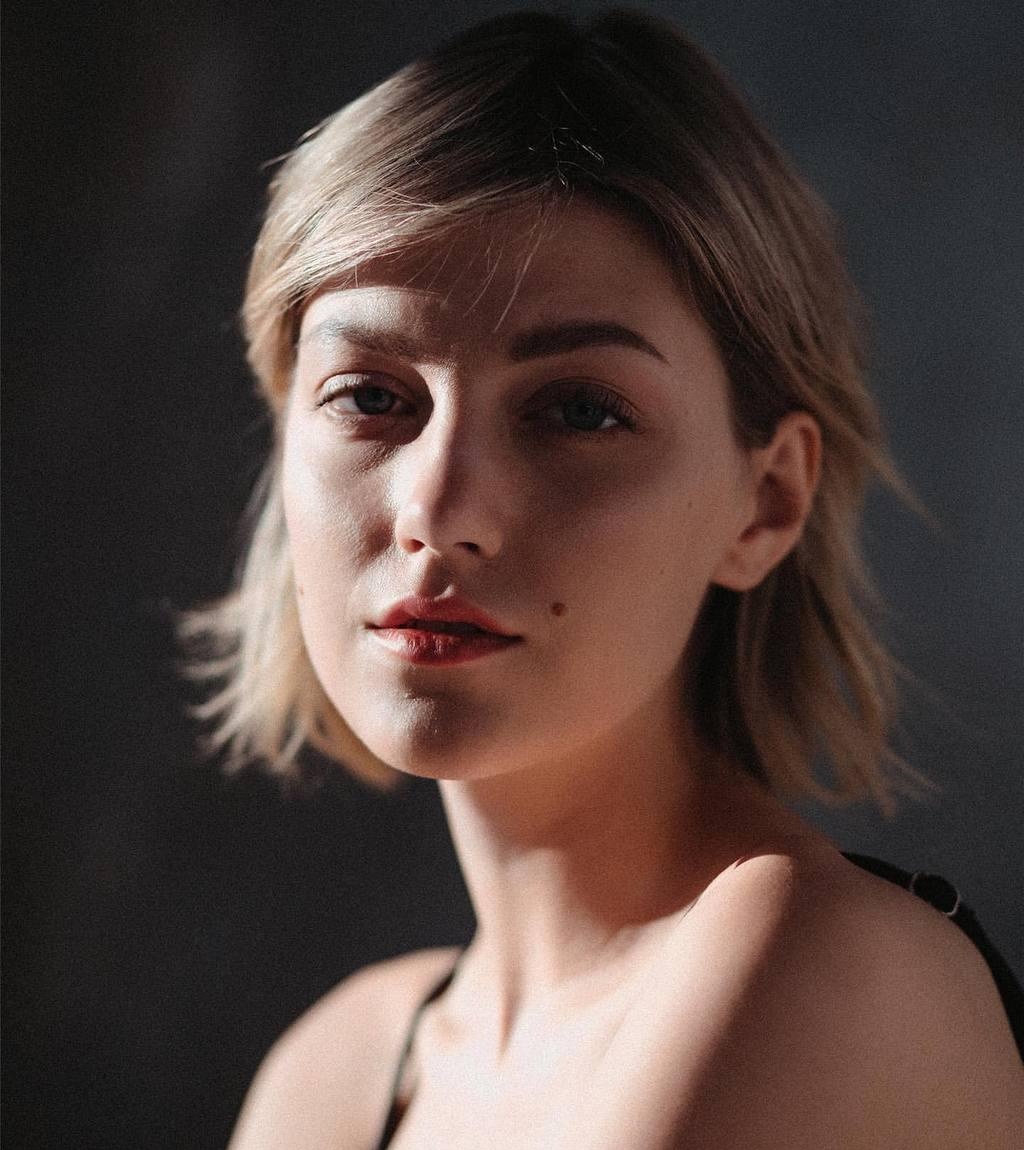 Шарлотта привлекальеная девушка из Оха цена от 7000 руб