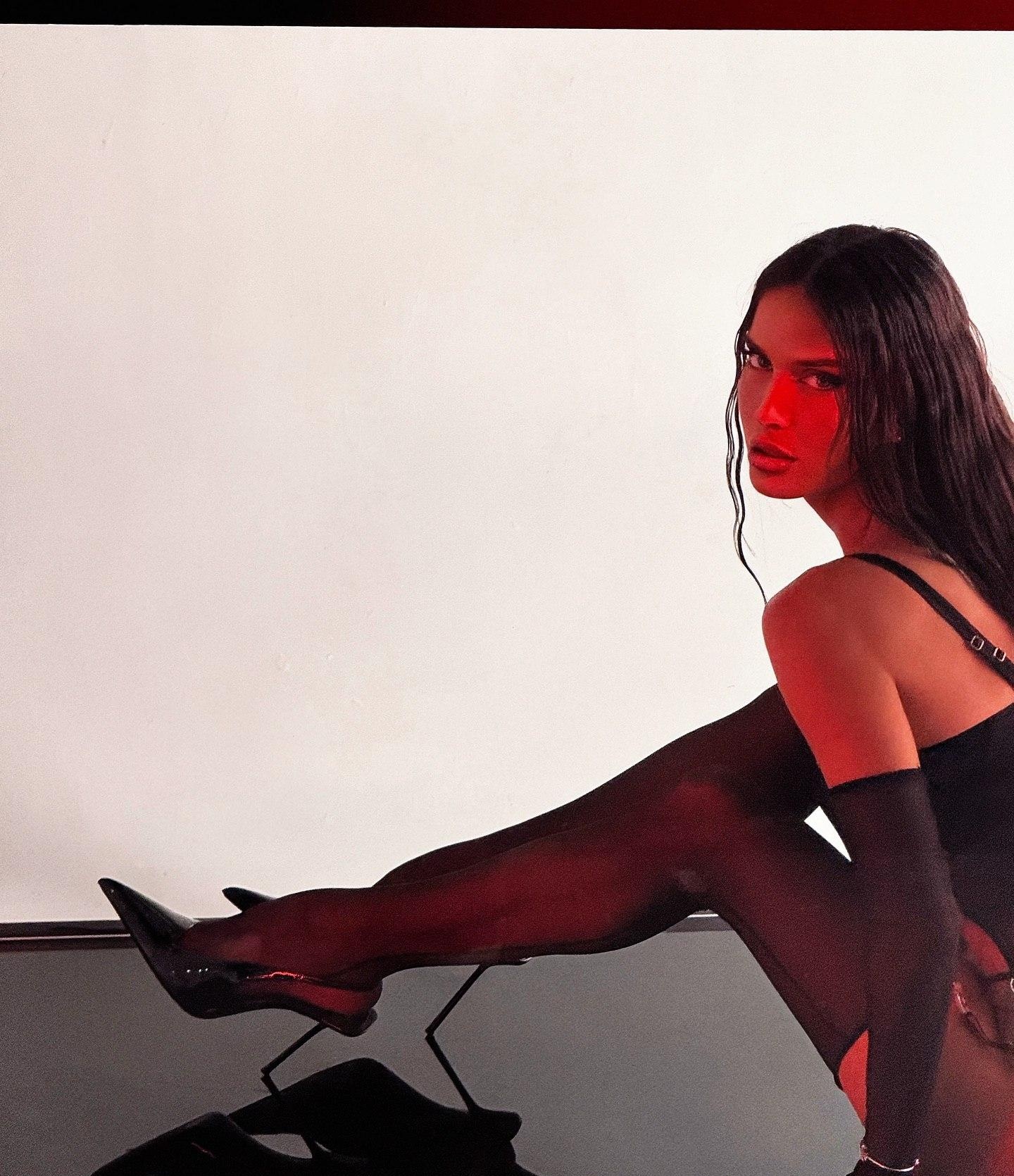 Залина привлекальеная девушка из Оха цена от 6000 руб