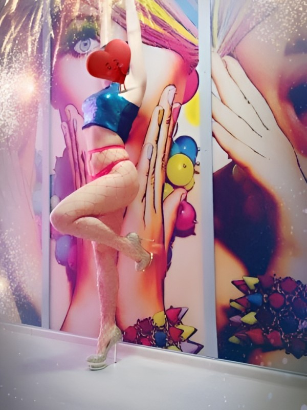 Ксюша привлекательная девушка из Оха цена от 1500 руб