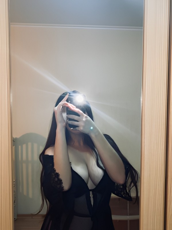 Таисия привлекательная девушка из Оха цена от 10000 руб