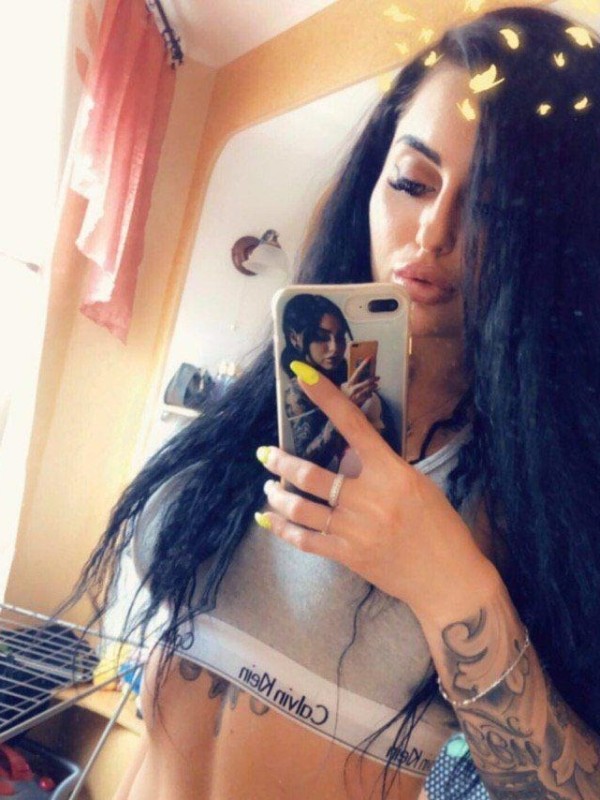 Екатерина привлекательная девушка из Оха цена от 2000 руб